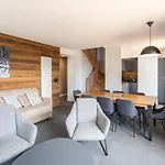 Appart hôtel Vacancéole - Les Ecrins D'auris 3*