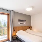 Appart hôtel Vacancéole - Les Ecrins D'auris 3*