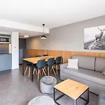 Vacancéole - Les Ecrins D'auris Appart hôtel 3*