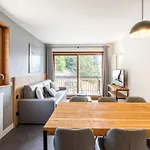 Vacancéole - Les Ecrins D'auris Appart hôtel 3*
