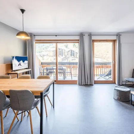 Vacanceole - Les Ecrins D'auris 3*