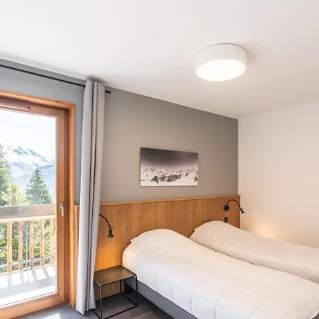 Aparthotel Vacanceole - Les Ecrins D'auris 3*
