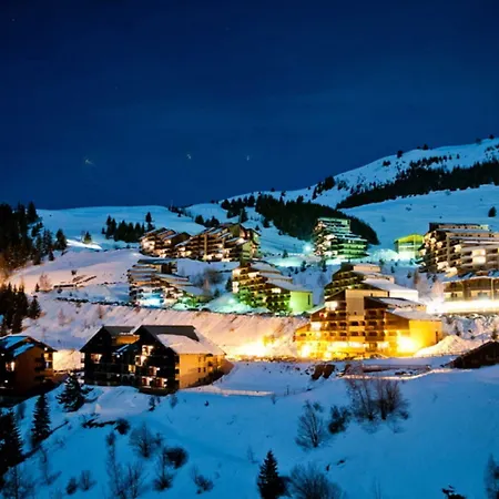 Lägenhetshotell Vacanceole - Les Ecrins D'auris 3*